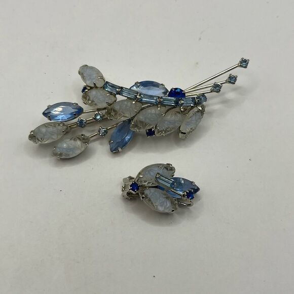 Verified Juliana Elegant Silver and Blue Brooch with single earring - Picture 2 of 5